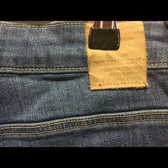 ZARA  Mid-rise Jeans   - Picture 5 of 7